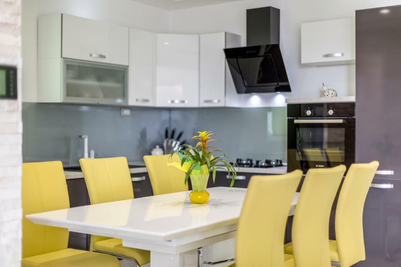 Sea Pearl Luxury Apartment Podstrana Exterior foto